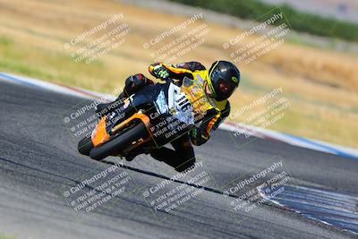 media/Aug-13-2023-CRA (Sun) [[1cfc37a6fb]]/Race 4 400 Superbike/Race/